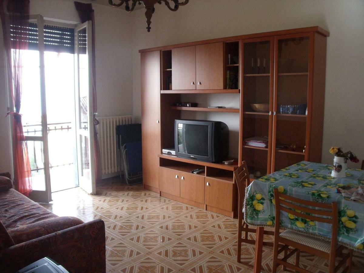 Casa Irene Appartement Perledo Buitenkant foto